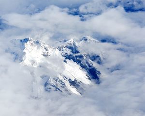 Preview wallpaper mountains, clouds, sky, tops