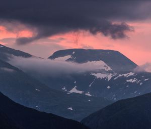 Preview wallpaper mountains, clouds, snow, peaks, norway