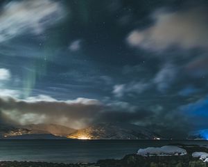 Preview wallpaper mountains, clouds, starry sky, night, aurora, landscape