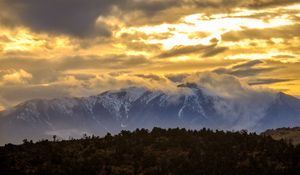 Preview wallpaper mountains, clouds, sunlight, nature, landscape