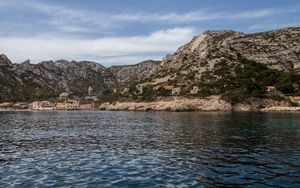 Preview wallpaper mountains, coast, houses, sea, nature