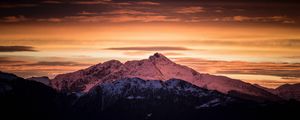 Preview wallpaper mountains, dawn, clouds, horizon, peaks