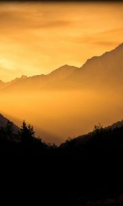 Preview wallpaper mountains, dawn, sun, beams, morning