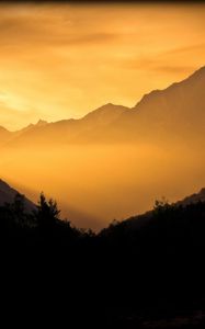 Preview wallpaper mountains, dawn, sun, beams, morning