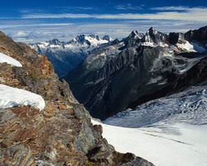 Preview wallpaper mountains, descent, peak, height, british columbia, canada