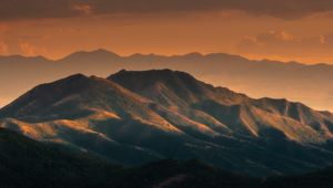 Preview wallpaper mountains, dusk, fog, landscape, evening