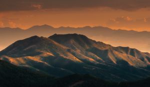 Preview wallpaper mountains, dusk, fog, landscape, evening