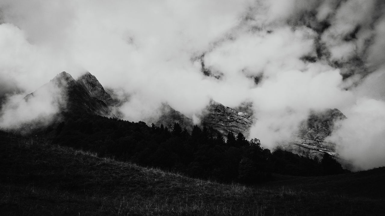Wallpaper mountains, fog, bw, rocks, clouds
