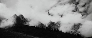 Preview wallpaper mountains, fog, bw, rocks, clouds