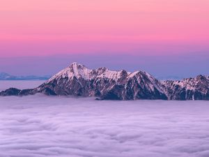 Preview wallpaper mountains, fog, clouds, peaks