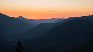 Preview wallpaper mountains, fog, dusk, sunset