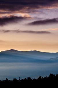 Preview wallpaper mountains, fog, evening, outlines, clouds