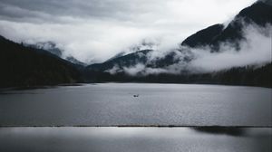 Preview wallpaper mountains, fog, lake, water, bw