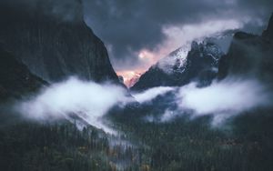 Preview wallpaper mountains, fog, night, sky, grass, dark