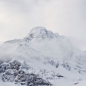 Preview wallpaper mountains, fog, peaks