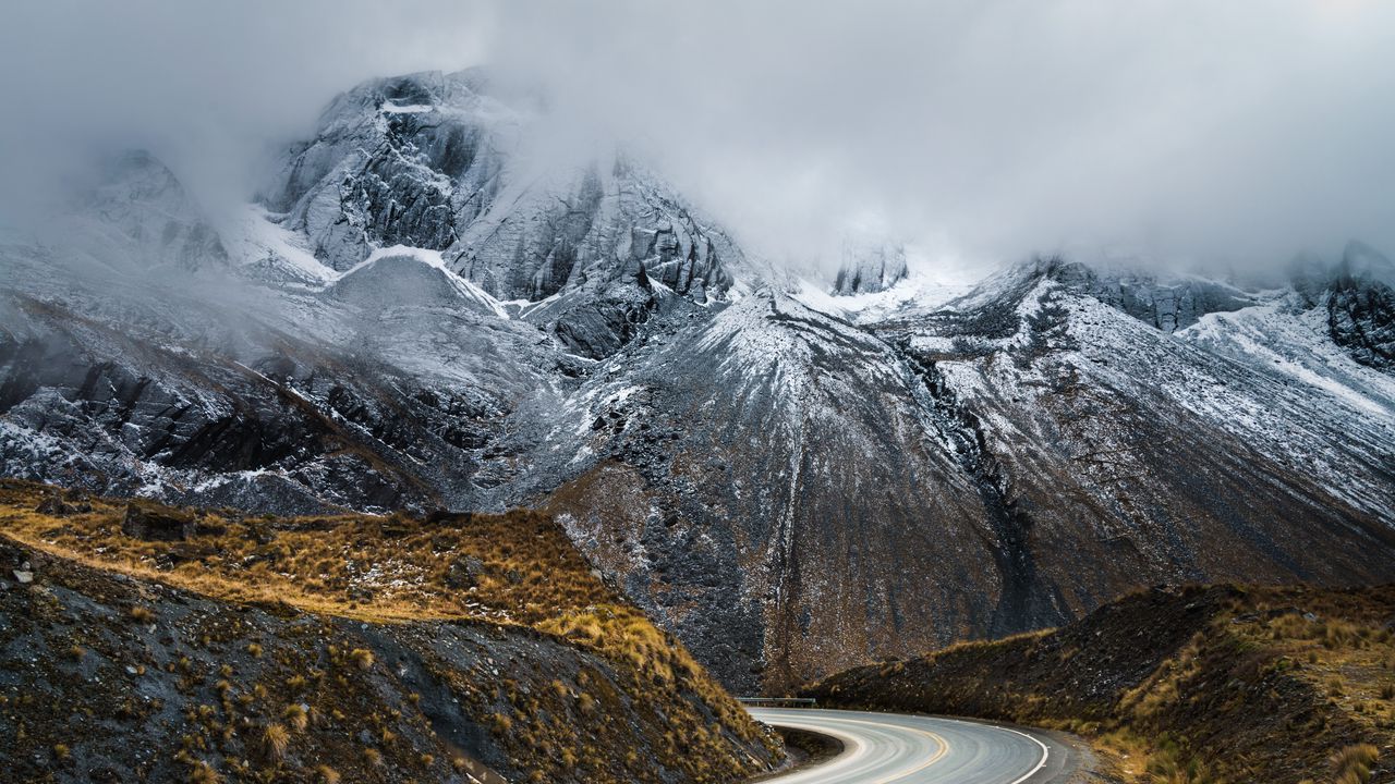 Wallpaper mountains, fog, road, rocks