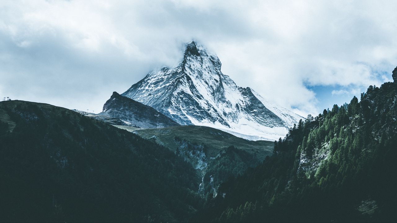 Wallpaper mountains, fog, sky