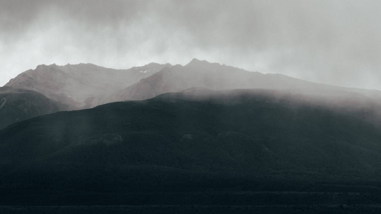 Wallpaper mountains, fog, sky, horizon, clouds