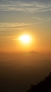 Preview wallpaper mountains, fog, sun, dark
