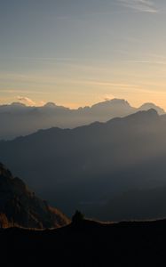 Preview wallpaper mountains, fog, sunlight, nature