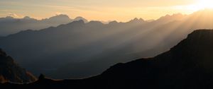 Preview wallpaper mountains, fog, sunlight, nature