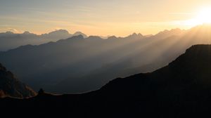 Preview wallpaper mountains, fog, sunlight, nature