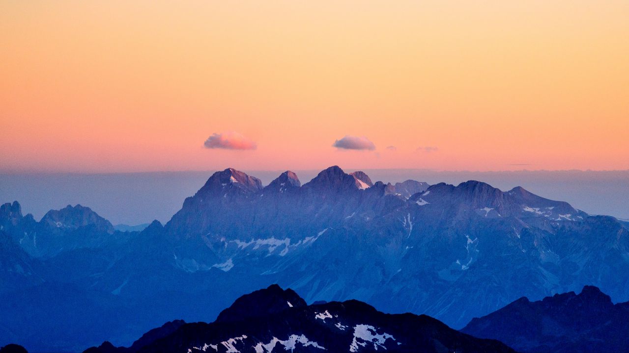 Wallpaper mountains, fog, sunset, sky