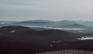 Preview wallpaper mountains, fog, trees, sky, horizon, distance