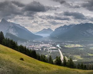 Preview wallpaper mountains, fog, valley, village, view, nature