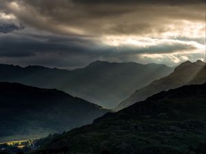 Preview wallpaper mountains, forest, gloomy, sky