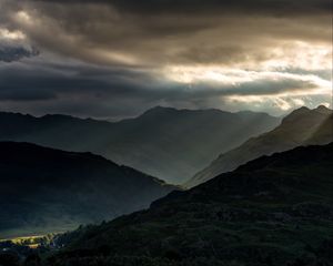 Preview wallpaper mountains, forest, gloomy, sky