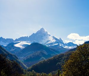 Preview wallpaper mountains, forest, landscape, trees, peak, mountain range