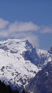 Preview wallpaper mountains, forest, trees, snow, landscape