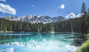 Preview wallpaper mountains, forest, trees, lake, reflection, landscape
