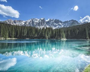Preview wallpaper mountains, forest, trees, lake, reflection, landscape