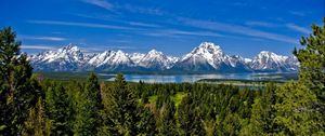 Preview wallpaper mountains, grass, distance, top