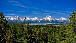 Preview wallpaper mountains, grass, distance, top