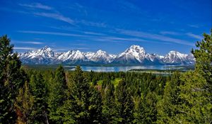 Preview wallpaper mountains, grass, distance, top