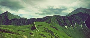 Preview wallpaper mountains, grass, sky, top