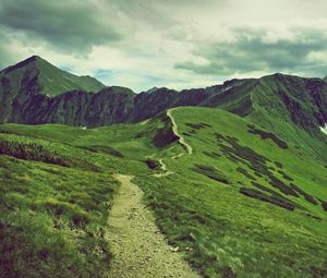 Preview wallpaper mountains, grass, sky, top