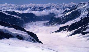 Preview wallpaper mountains, height, river, snow, winter, cold, captivity