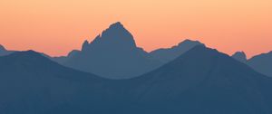 Preview wallpaper mountains, hills, outlines, twilight