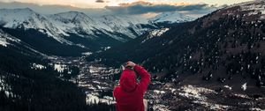 Preview wallpaper mountains, hood, clouds, loneliness, peaks