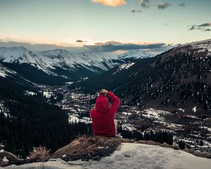 Preview wallpaper mountains, hood, clouds, loneliness, peaks