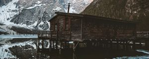 Preview wallpaper mountains, house, coast, lake, ice, landscape