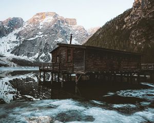 Preview wallpaper mountains, house, coast, lake, ice, landscape