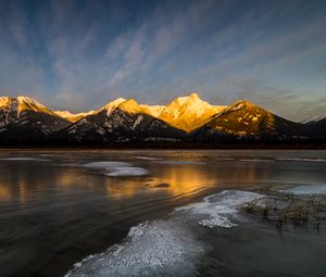 Preview wallpaper mountains, ice, reflection