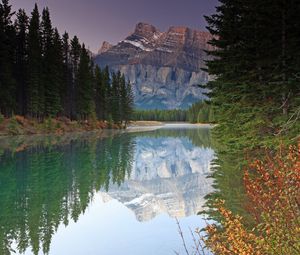 Preview wallpaper mountains, lake, autumn, bushes, trees, silence