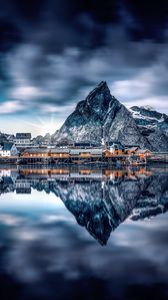Preview wallpaper mountains, lake, buildings, reflection