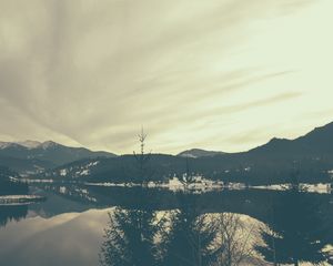 Preview wallpaper mountains, lake, bw, romania